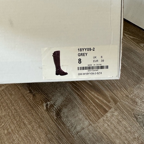 Women’s Grey / Brown Boots, Size 8, NWT - Picture 10 of 11